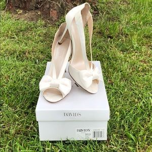 David’s Bridal Maiya Heel